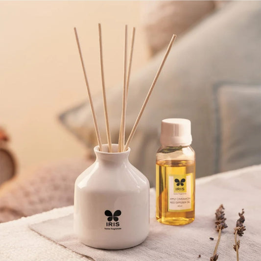 IRIS Apple Cinnamon Reed Diffuser Set