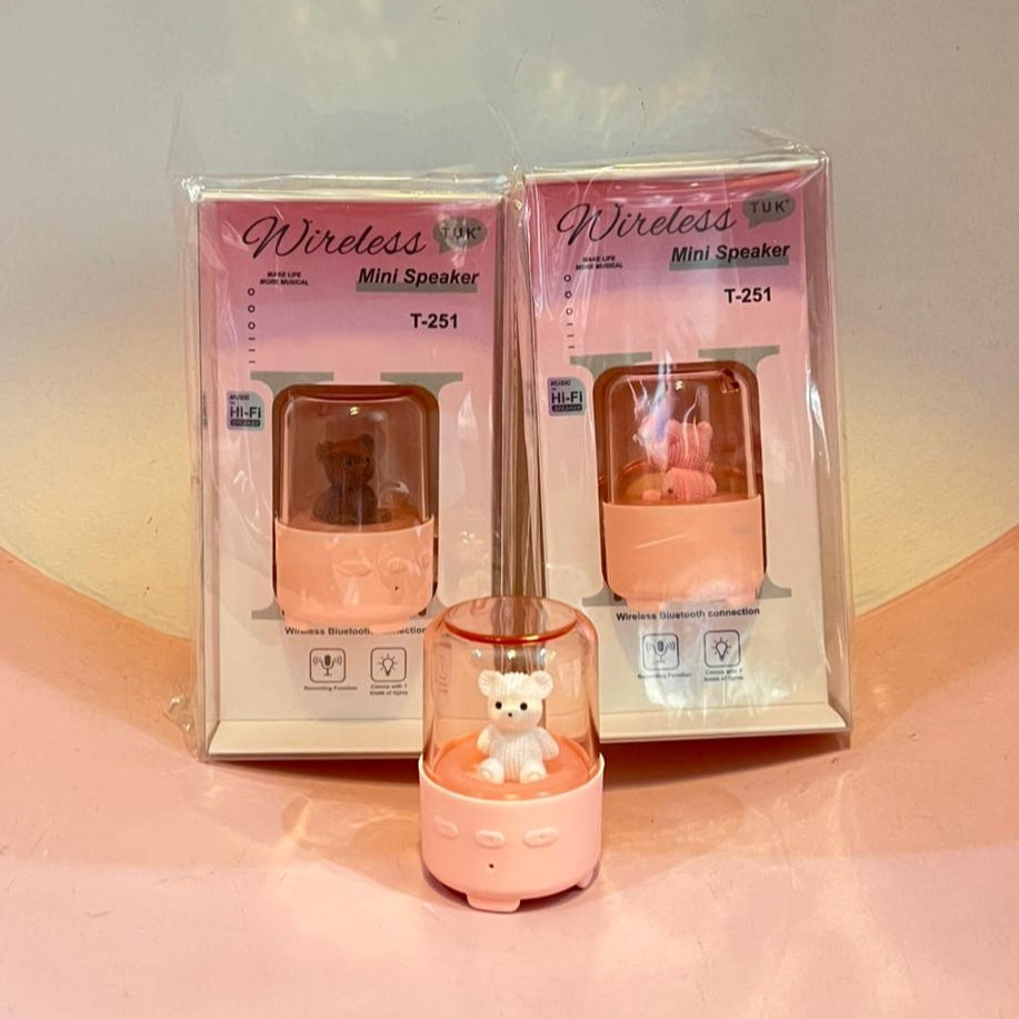 Bear-themed wireless mini speaker with LED Night Light !🧸