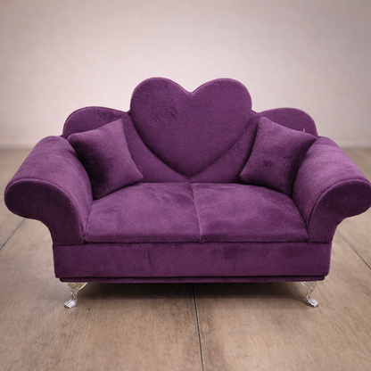 Heart-Back Mini Sofa !