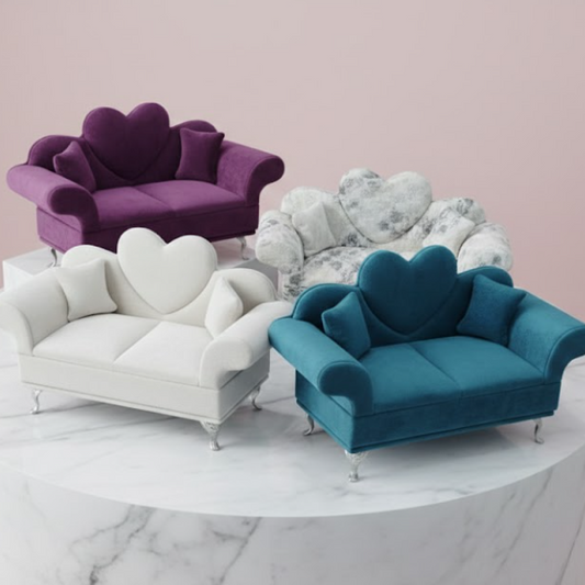 Heart-Back Mini Sofa !