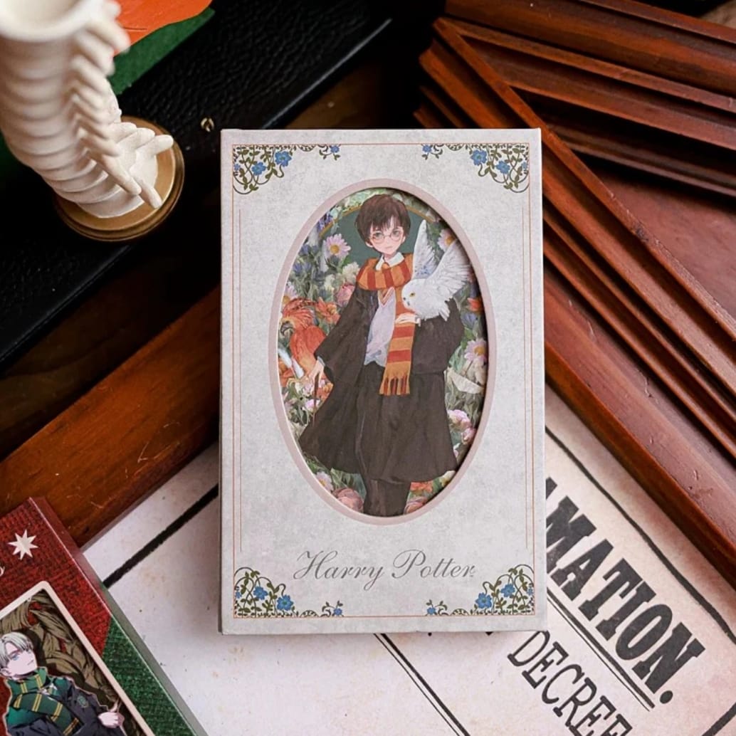 Harry Potter Vintage-Style Illustrated Mini Notebook